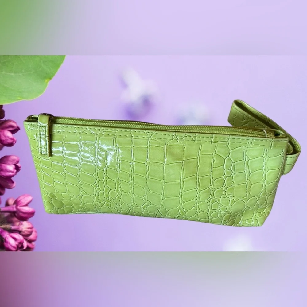 Pretty Lime Green Faux Croc Embossed Set- Wristlet, Mirror, and Lipstick Case